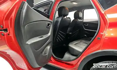 Renault QM3 2015 1.5 гидро в Москве № 1191130, миниатюра 12