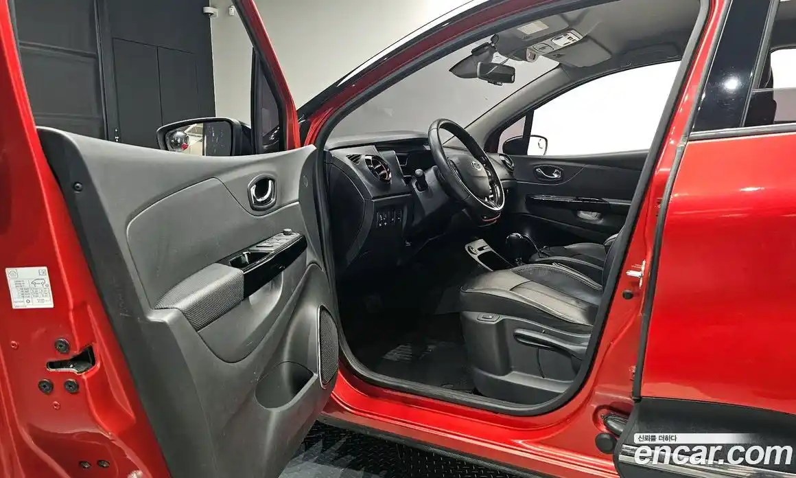 Renault QM3 2015 1.5 гидро в Москве № 1191130, фото 10