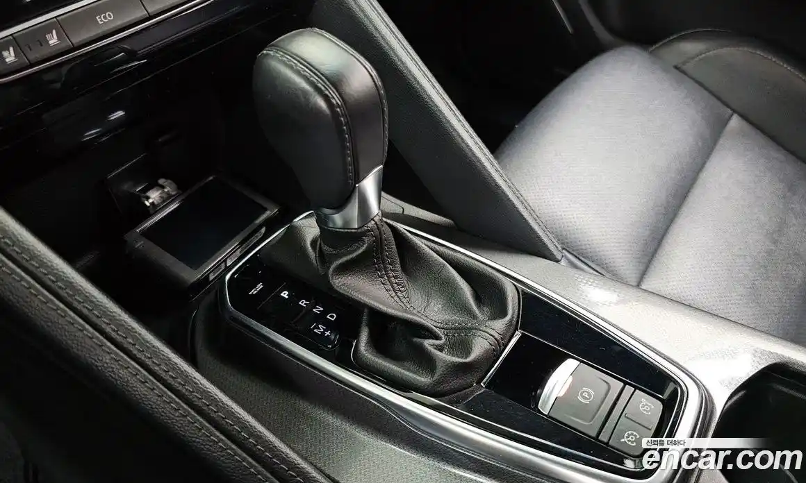 Renault QM6 2017 2.0 гидро в Москве № 1191239, фото 9