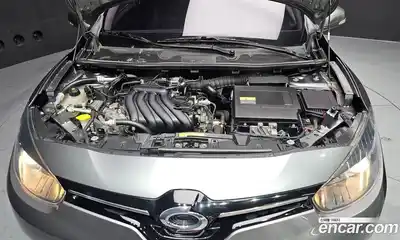 Renault SM3 2015 1.6 гидро в Москве № 1191414, миниатюра 6