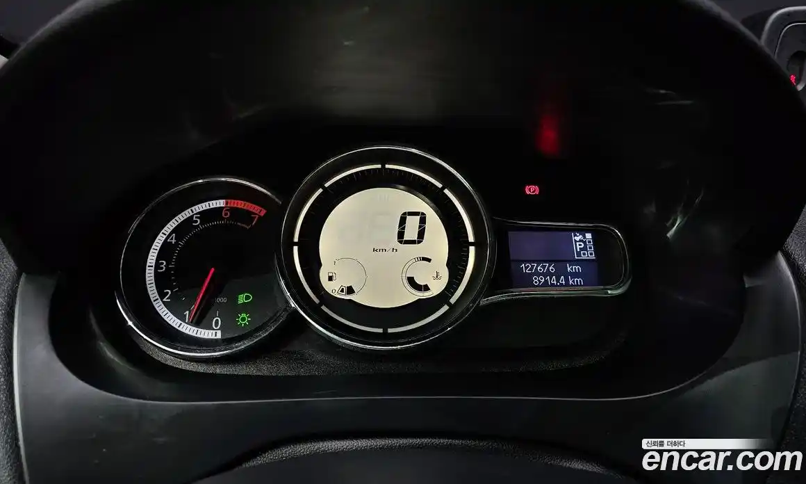 Renault SM3 2015 1.6 гидро в Москве № 1191414, фото 8