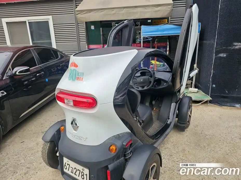 Renault Twizy 2018 0.1 гидро в Москве № 1191730, фото 18