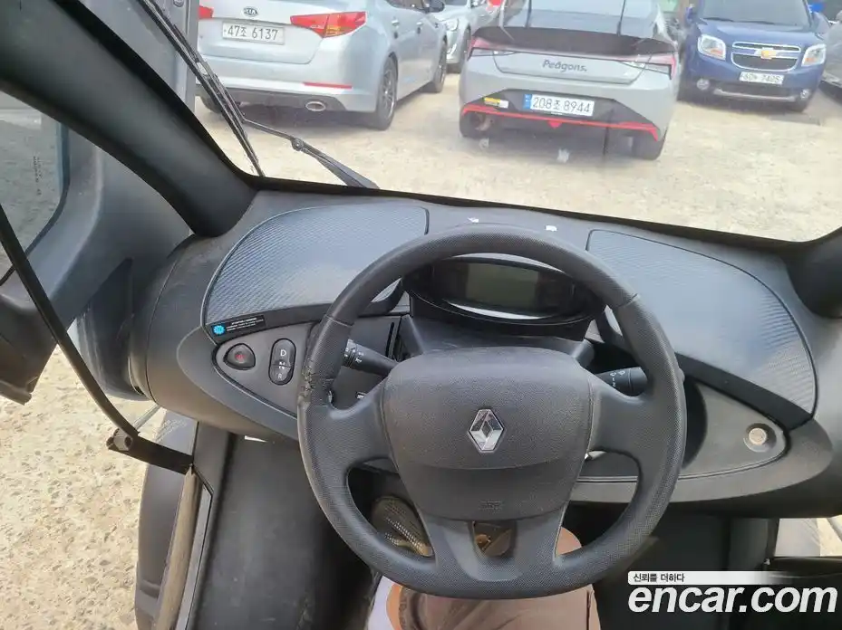 Renault Twizy 2018 0.1 гидро в Москве № 1191730, фото 7