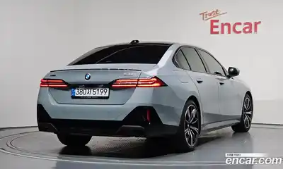 BMW 5-Series 2025 2.0 Автомат в Москве № 1192295, миниатюра 2