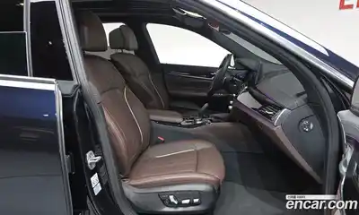 BMW 6-Series 2024 3.0 Автомат в Москве № 1192422, миниатюра 9