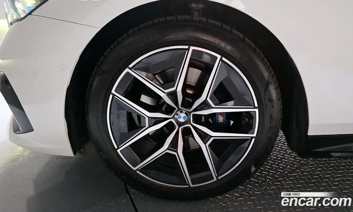 BMW 5-Series 2024 2.0 Автомат в Москве № 1192480, фото 5