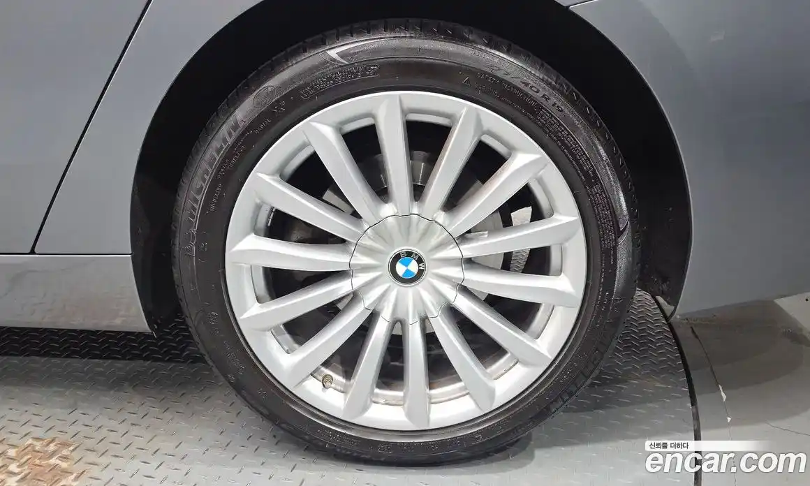 BMW 6-Series 2023 2.0 Автомат в Москве № 1192645, фото 4