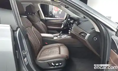 BMW 6-Series 2023 2.0 Автомат в Москве № 1192645, миниатюра 9