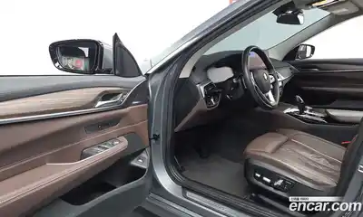 BMW 6-Series 2023 2.0 Автомат в Москве № 1192645, миниатюра 10