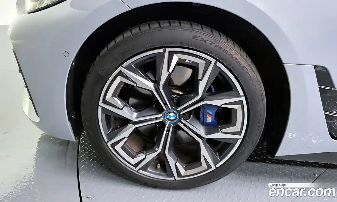 BMW i4 2023 0.2 Автомат в Москве № 1192662, фото 5