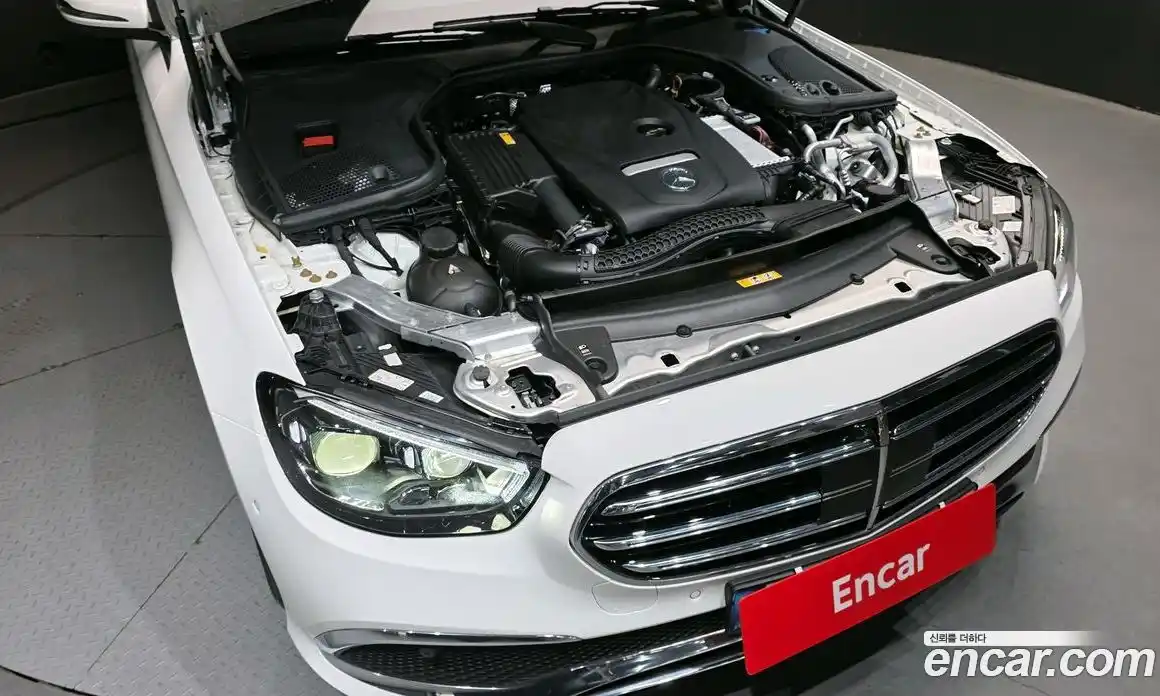 Mercedes-Benz E-Class 2022 2.0 гидро в Москве, фото 6