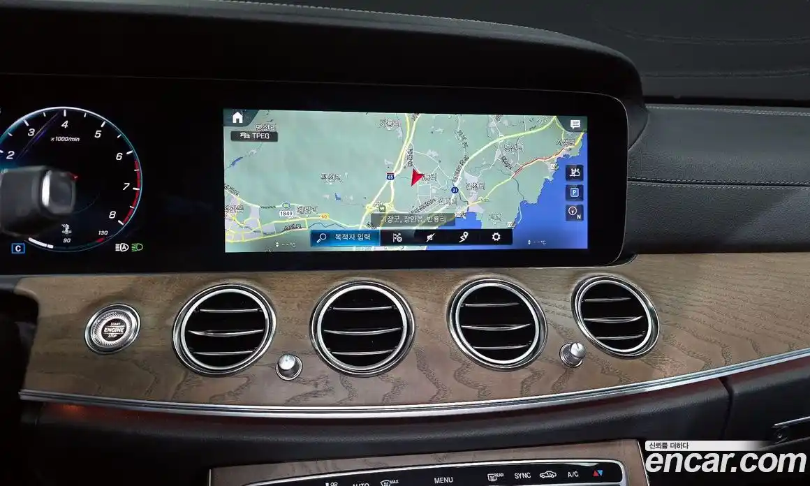Mercedes-Benz E-Class 2023 2.0 гидро в Москве, фото 15