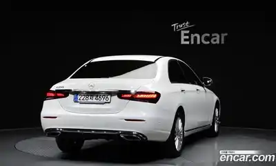 Mercedes-Benz E-Class 2023 2.0 гидро в Москве, миниатюра 2