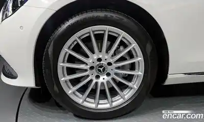 Mercedes-Benz E-Class 2023 2.0 гидро в Москве, миниатюра 5