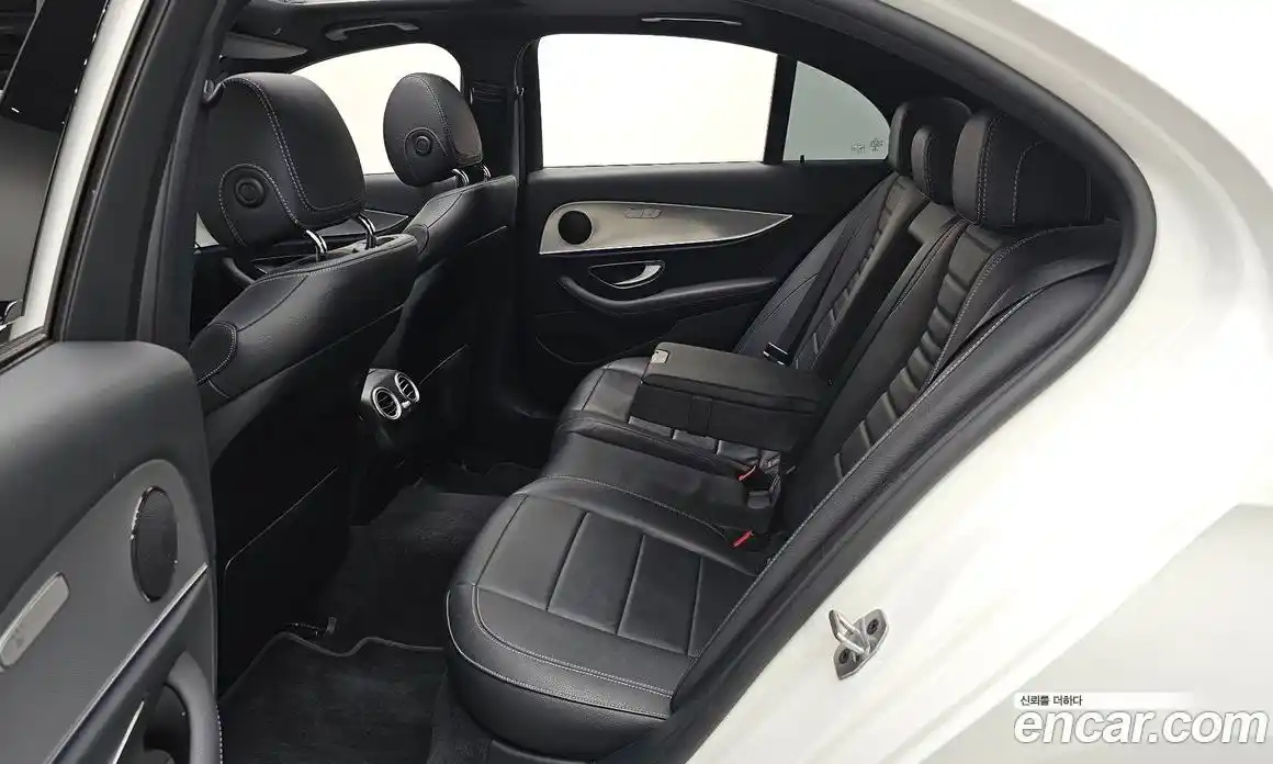 Mercedes-Benz E-Class 2020 2.0 гидро в Москве, фото 12