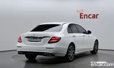 Mercedes-Benz E-Class 2020 2.0 гидро в Москве, миниатюра 2
