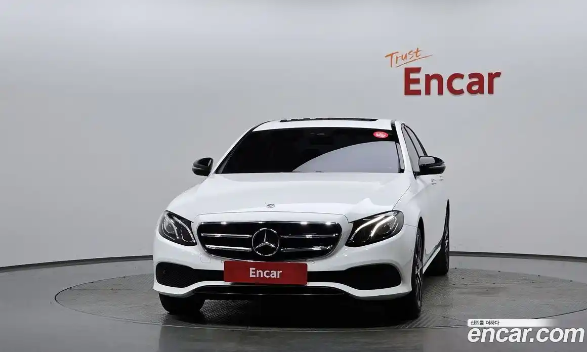 Mercedes-Benz E-Class 2020 2.0 гидро в Москве, фото 3