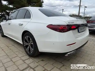 Mercedes-Benz E-Class 2024 2.0 гидро в Москве № 1193817, миниатюра 2