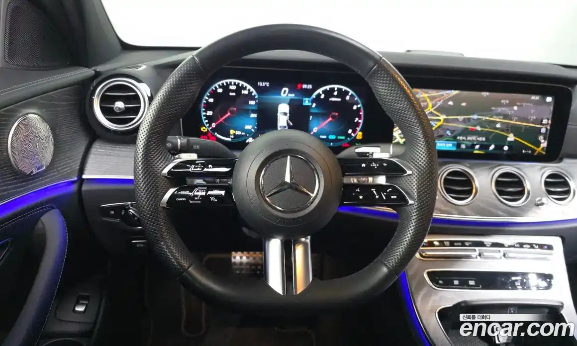 Mercedes-Benz E-Class 2023 2.0 гидро в Москве, фото 13