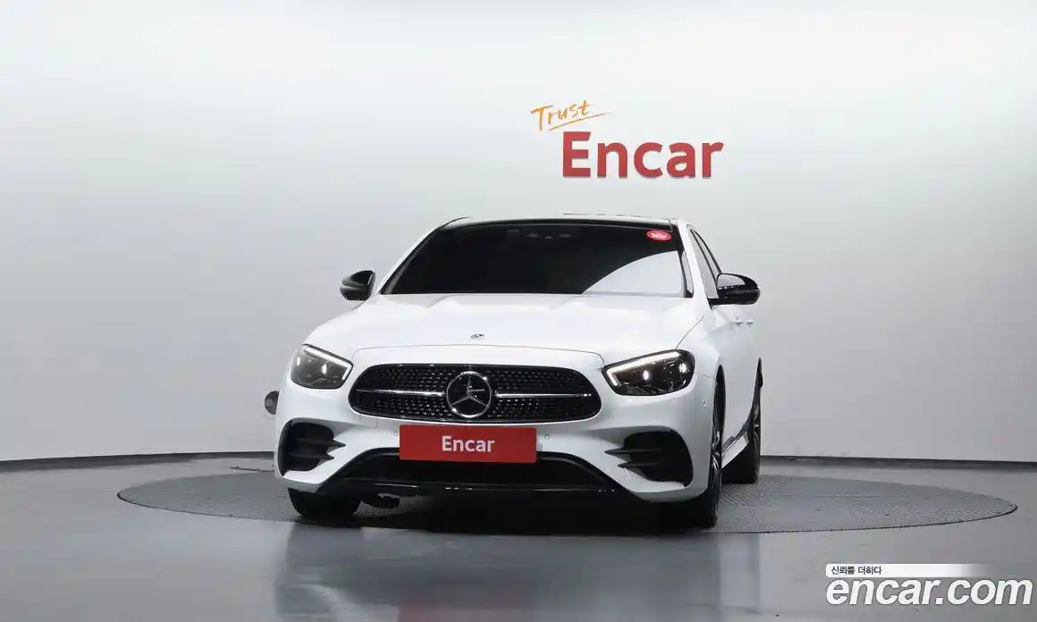 Mercedes-Benz E-Class 2023 2.0 гидро в Москве, фото 3