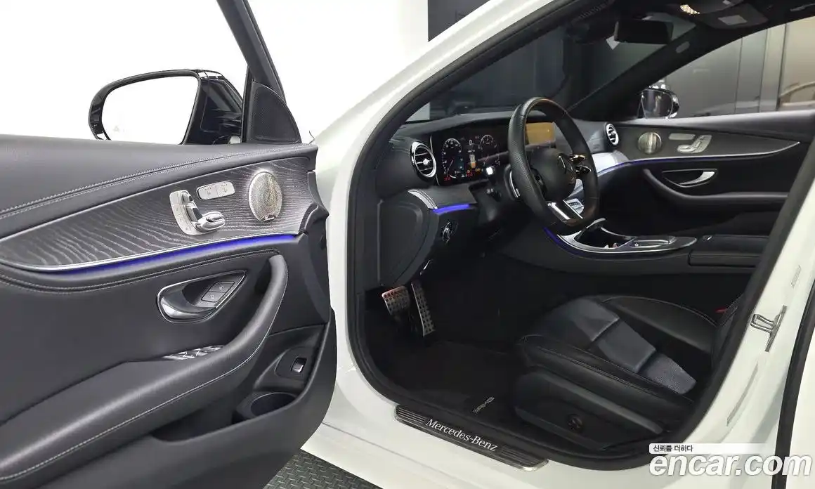Mercedes-Benz E-Class 2023 2.0 гидро в Москве, фото 10