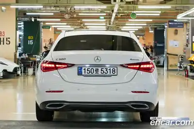 Mercedes-Benz C-Class 2024 2.0 гидро в Москве № 1193952, миниатюра 4