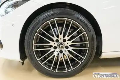 Mercedes-Benz C-Class 2024 2.0 гидро в Москве № 1193952, миниатюра 5