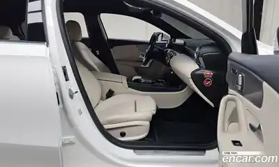 Mercedes-Benz A-Class 2022 2.0 Автомат в Москве № 1194186, миниатюра 11