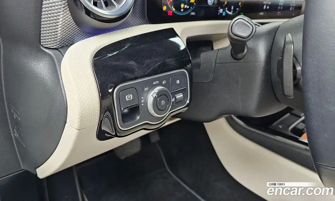 Mercedes-Benz A-Class 2022 2.0 Автомат в Москве № 1194186, фото 15