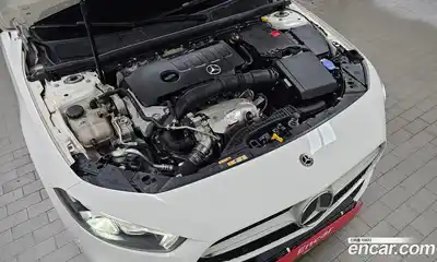 Mercedes-Benz A-Class 2022 2.0 Автомат в Москве № 1194186, миниатюра 6