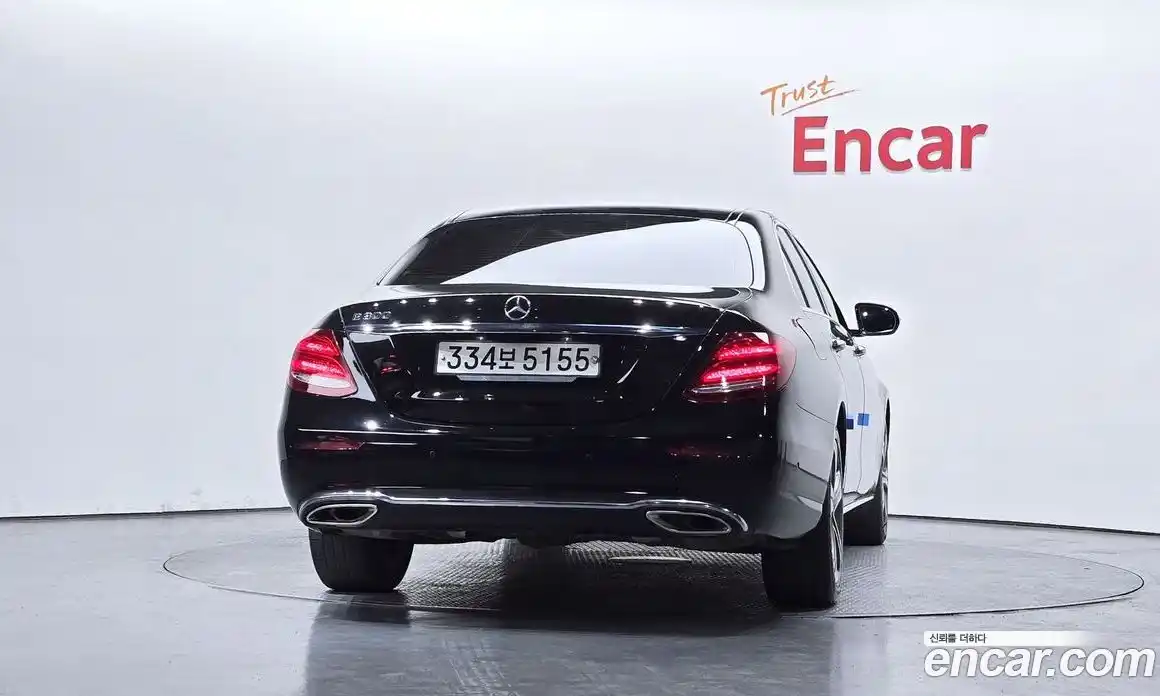 Mercedes-Benz E-Class 2019 2.0 гидро в Москве № 1194313, фото 4