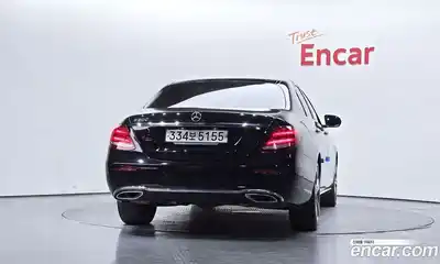 Mercedes-Benz E-Class 2019 2.0 гидро в Москве № 1194313, миниатюра 4