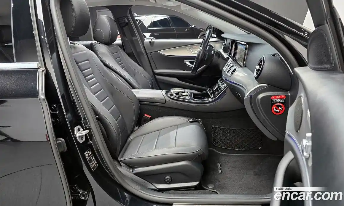 Mercedes-Benz E-Class 2019 2.0 гидро в Москве № 1194313, фото 10
