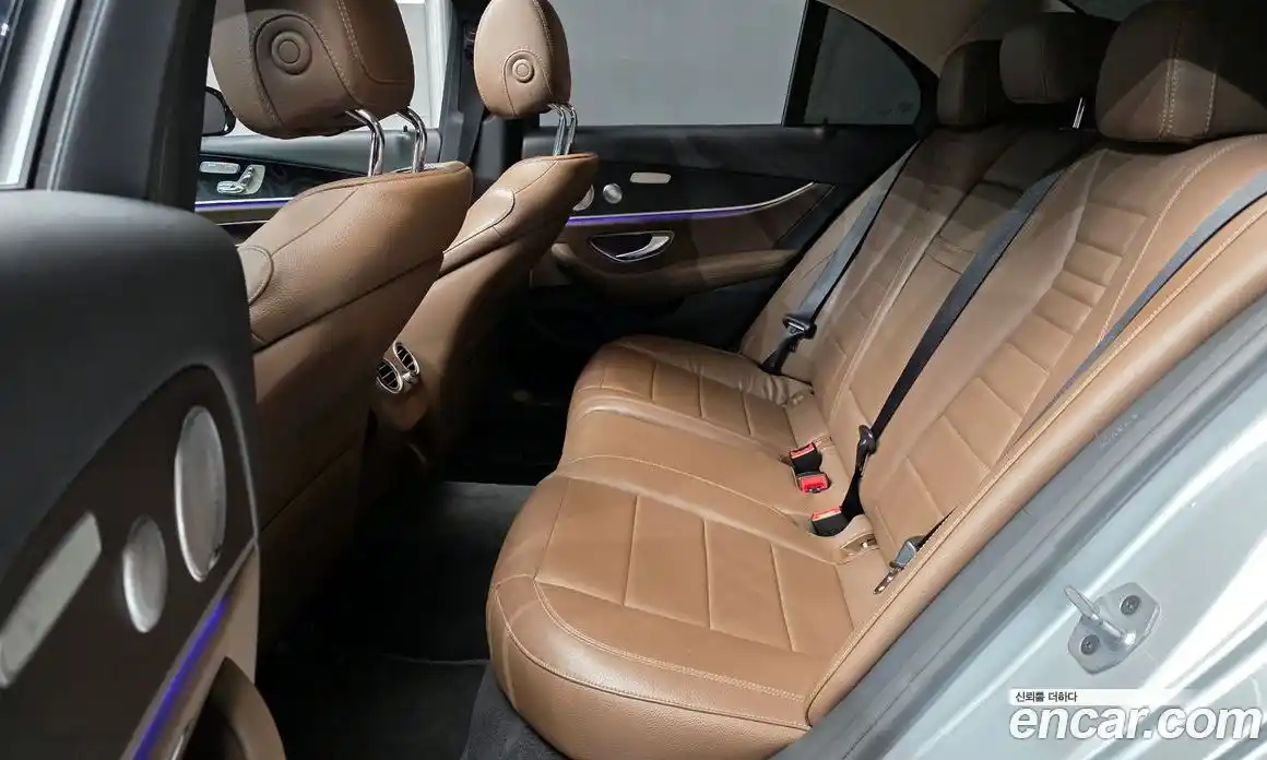 Mercedes-Benz E-Class 2018 2.0 гидро в Москве, фото 12