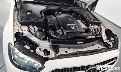 Mercedes-Benz E-Class 2021 2.0 гидро в Москве, миниатюра 6