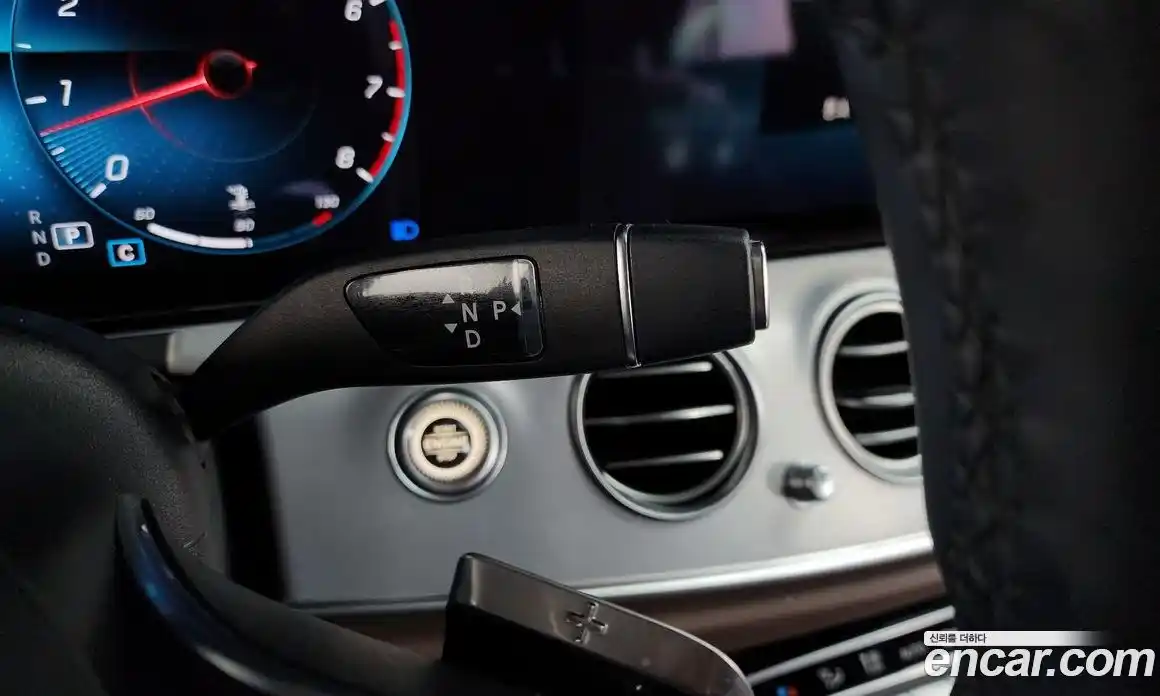 Mercedes-Benz E-Class 2021 2.0 гидро в Москве, фото 9