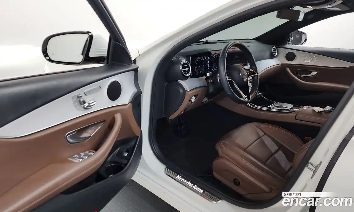 Mercedes-Benz E-Class 2021 2.0 гидро в Москве, фото 10