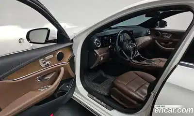 Mercedes-Benz E-Class 2021 2.0 гидро в Москве, миниатюра 11