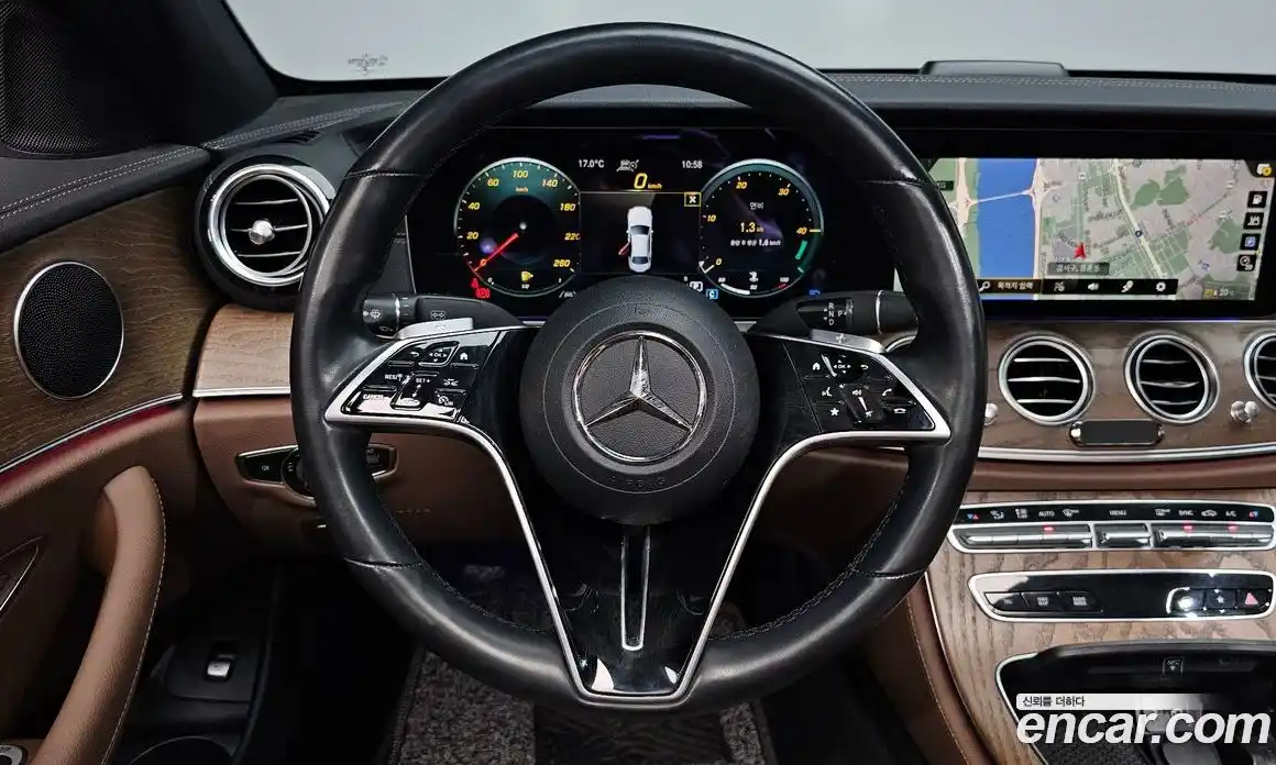 Mercedes-Benz E-Class 2021 2.0 гидро в Москве, фото 13