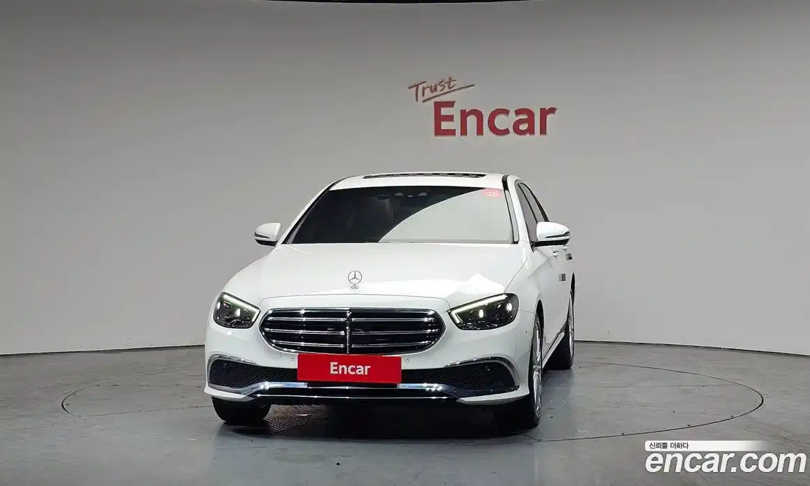 Mercedes-Benz E-Class 2021 2.0 гидро в Москве, фото 3