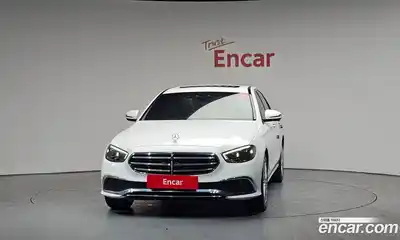 Mercedes-Benz E-Class 2021 2.0 гидро в Москве, миниатюра 3