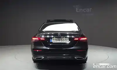 Mercedes-Benz E-Class 2023 2.0 гидро в Москве № 1194535, миниатюра 4