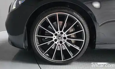 Mercedes-Benz E-Class 2023 2.0 гидро в Москве № 1194535, миниатюра 5