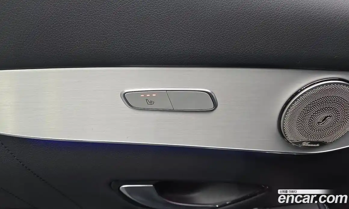 Mercedes-Benz GLC-Class 2020 2.0 Автомат в Москве № 1194723, фото 17