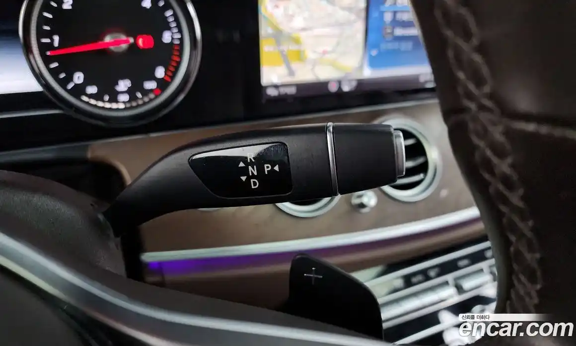 Mercedes-Benz E-Class 2019 1.9 гидро в Москве, фото 8