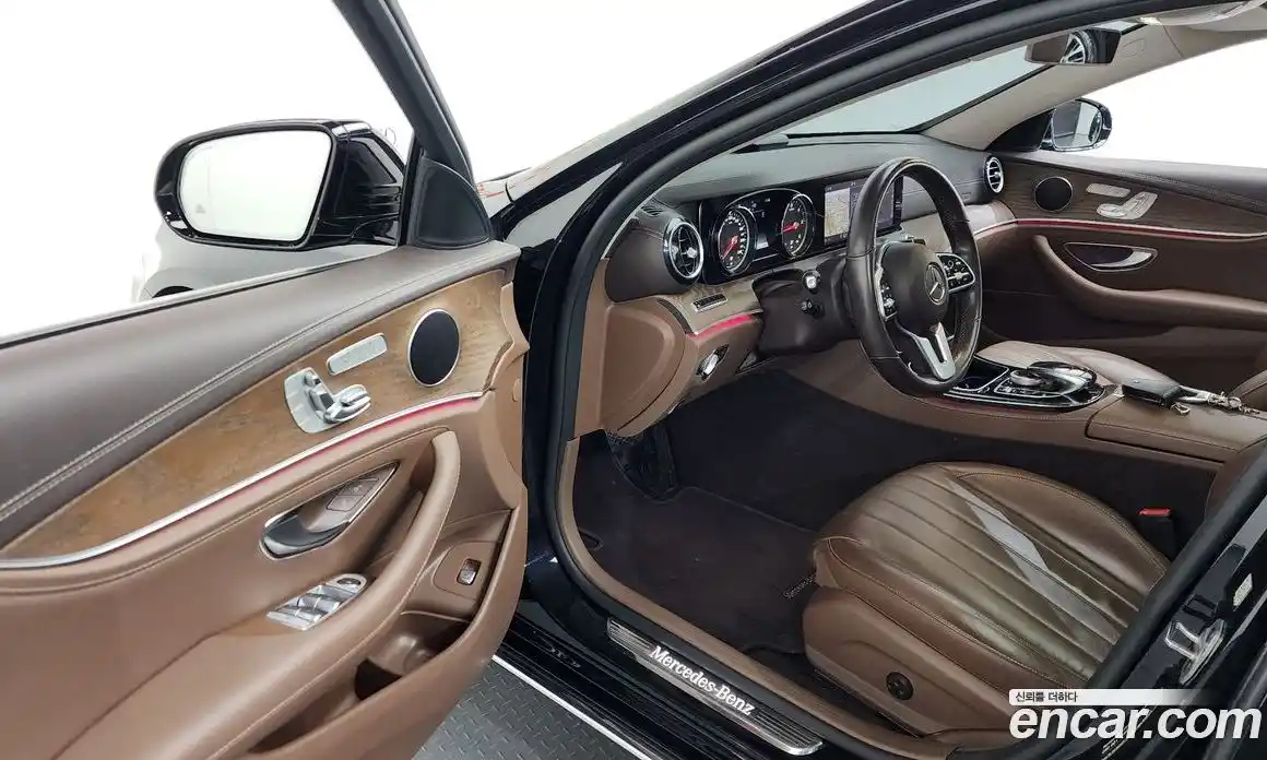 Mercedes-Benz E-Class 2019 1.9 гидро в Москве, фото 9