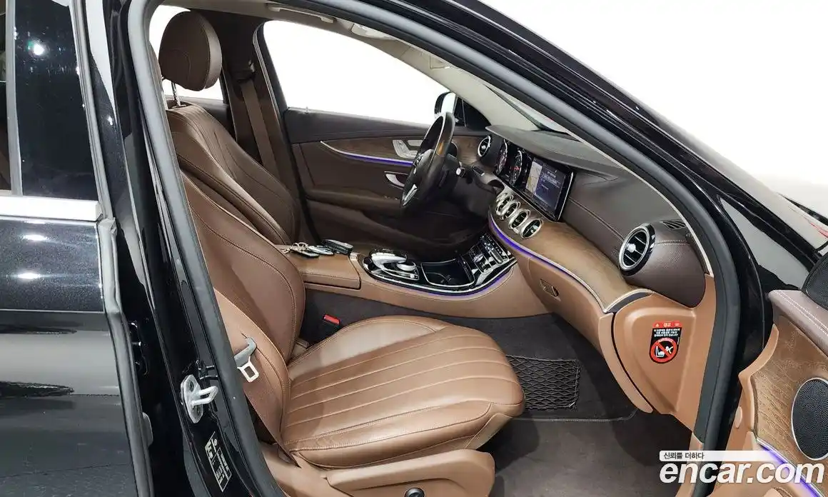 Mercedes-Benz E-Class 2019 1.9 гидро в Москве, фото 10