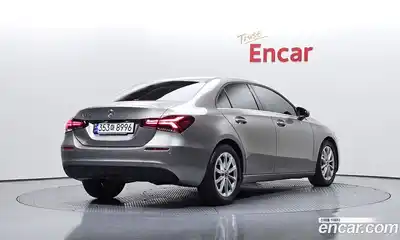 Mercedes-Benz A-Class 2020 2.0 Автомат в Москве № 1194761, миниатюра 2