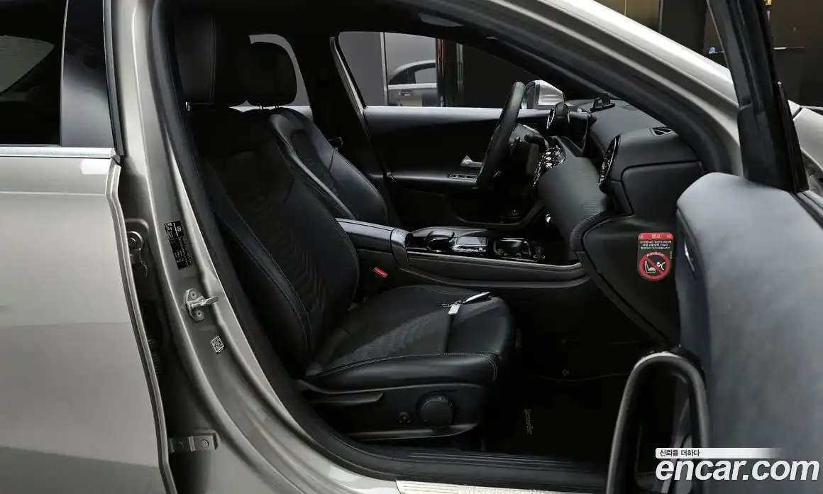 Mercedes-Benz A-Class 2020 2.0 Автомат в Москве № 1194761, фото 10