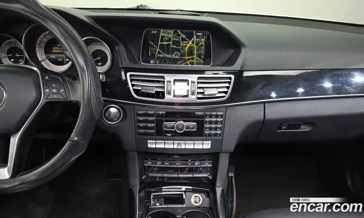 Mercedes-Benz E-Class 2013 3.5 Автомат в Москве № 1194797, фото 15